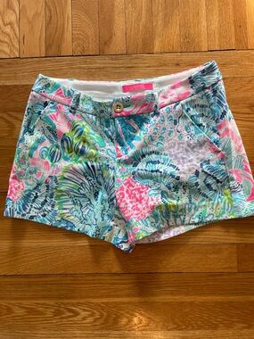 LILLY PULITZER CALLAHAN SHORTS SIZE 2